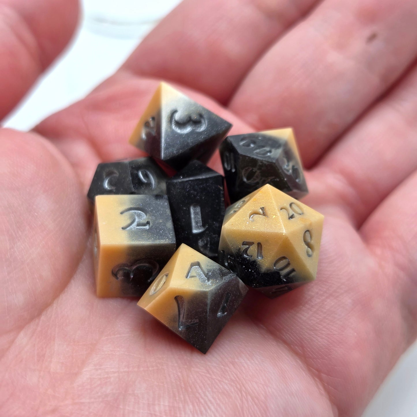 Micro Dice Set (Black/Gold)