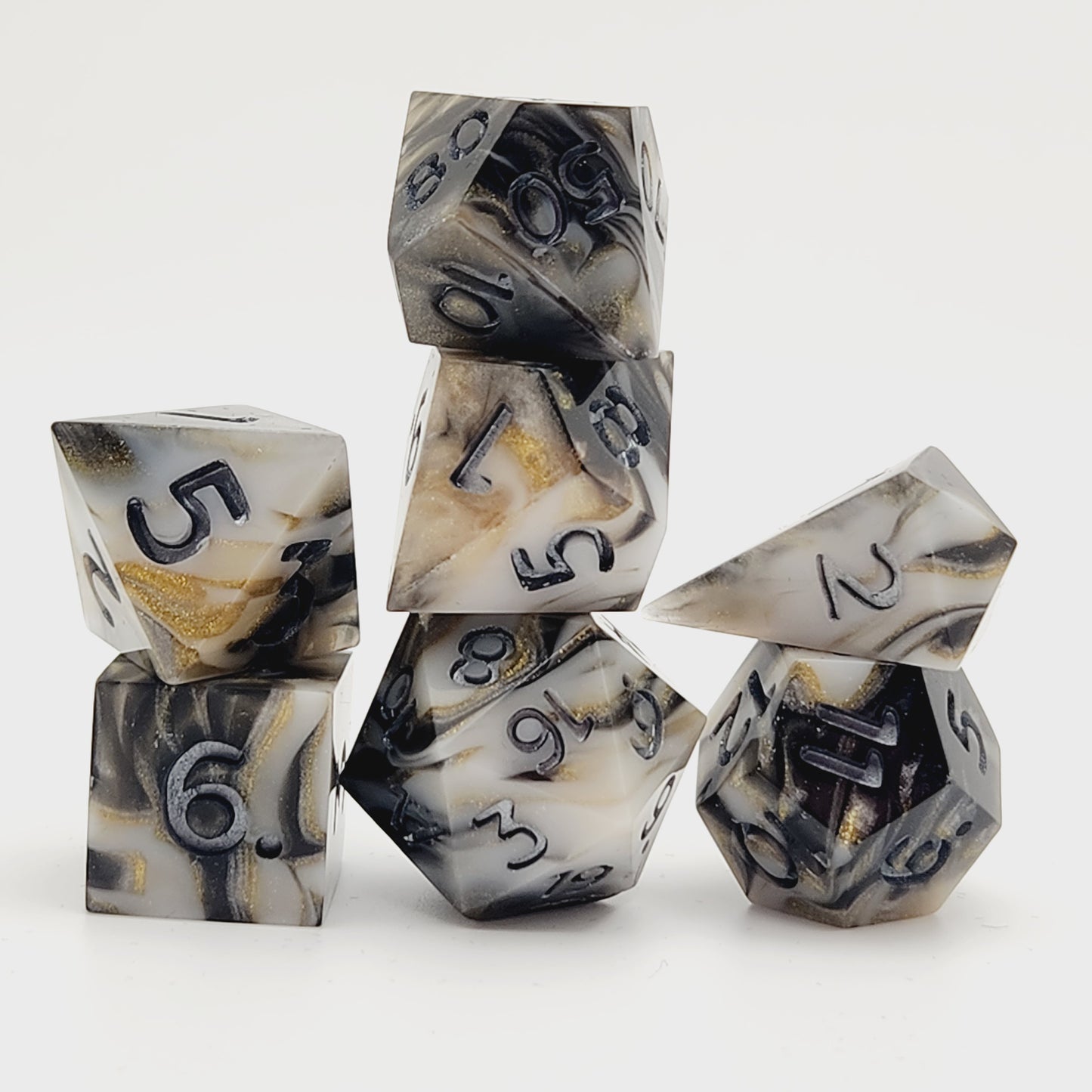 Marbled Wonder - 7 piece dice set